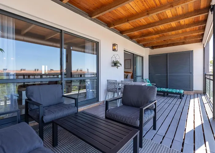 Comfort And Pool At Marina Park #1980 Lagos