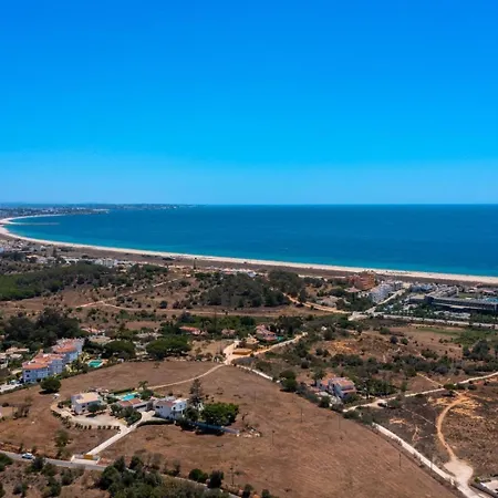 Comfort And Pool At Marina Park #1980 Lagos